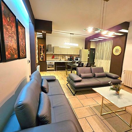 Center Apartment Easy_Luxury Tiranë Ngoại thất bức ảnh
