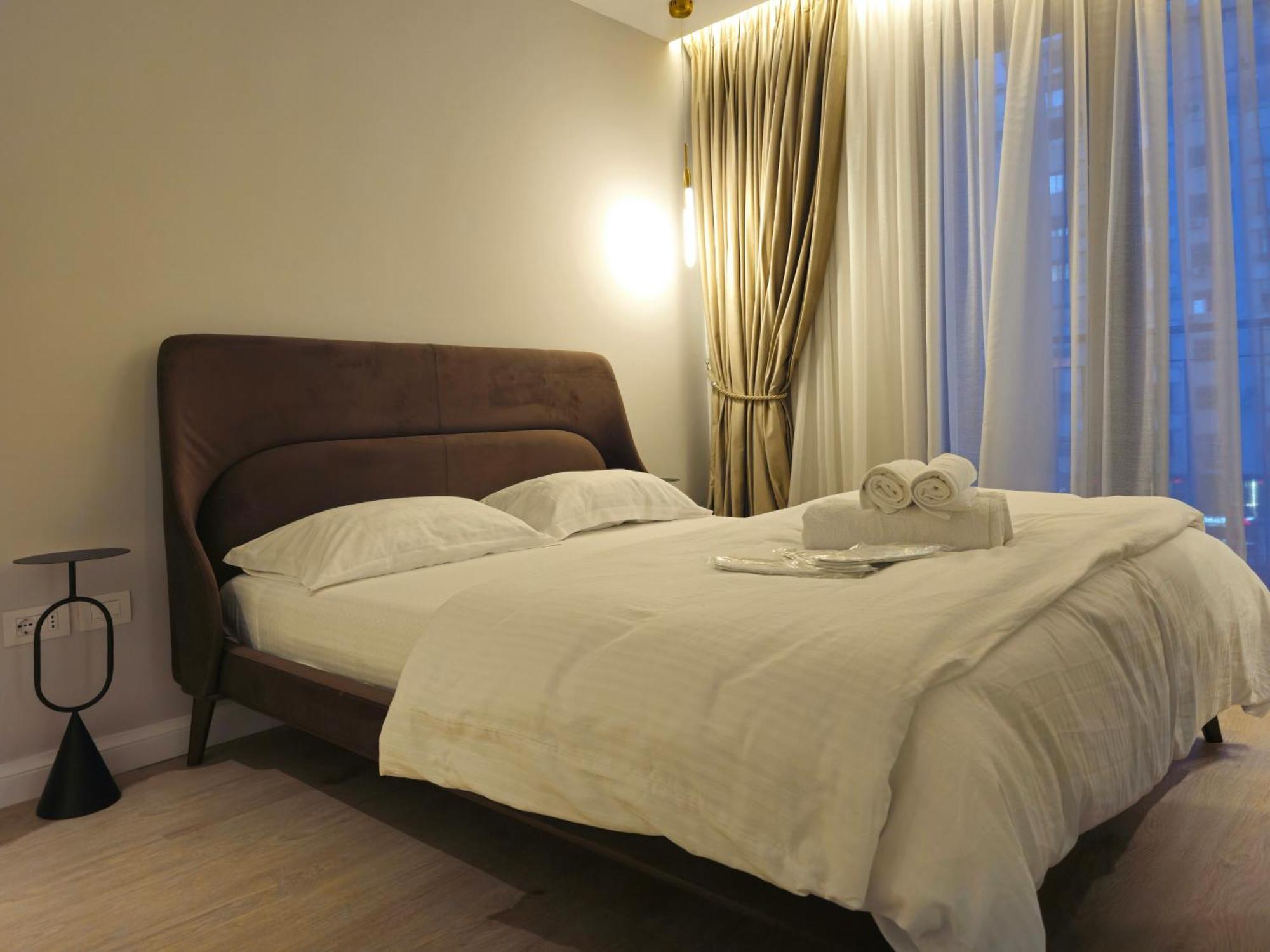 Center Apartment Easy_Luxury Tiranë Ngoại thất bức ảnh