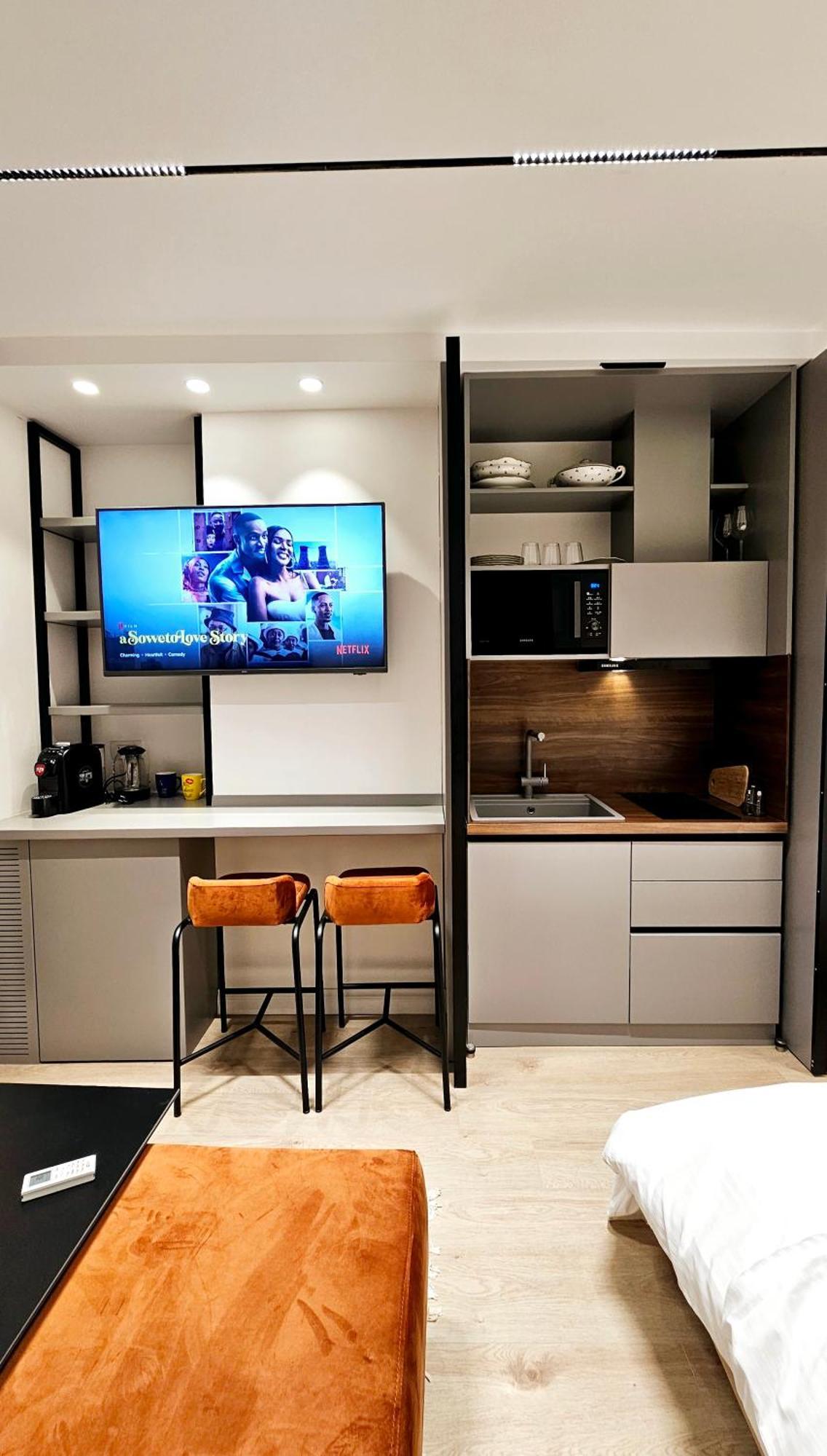 Center Apartment Easy_Luxury Tiranë Ngoại thất bức ảnh