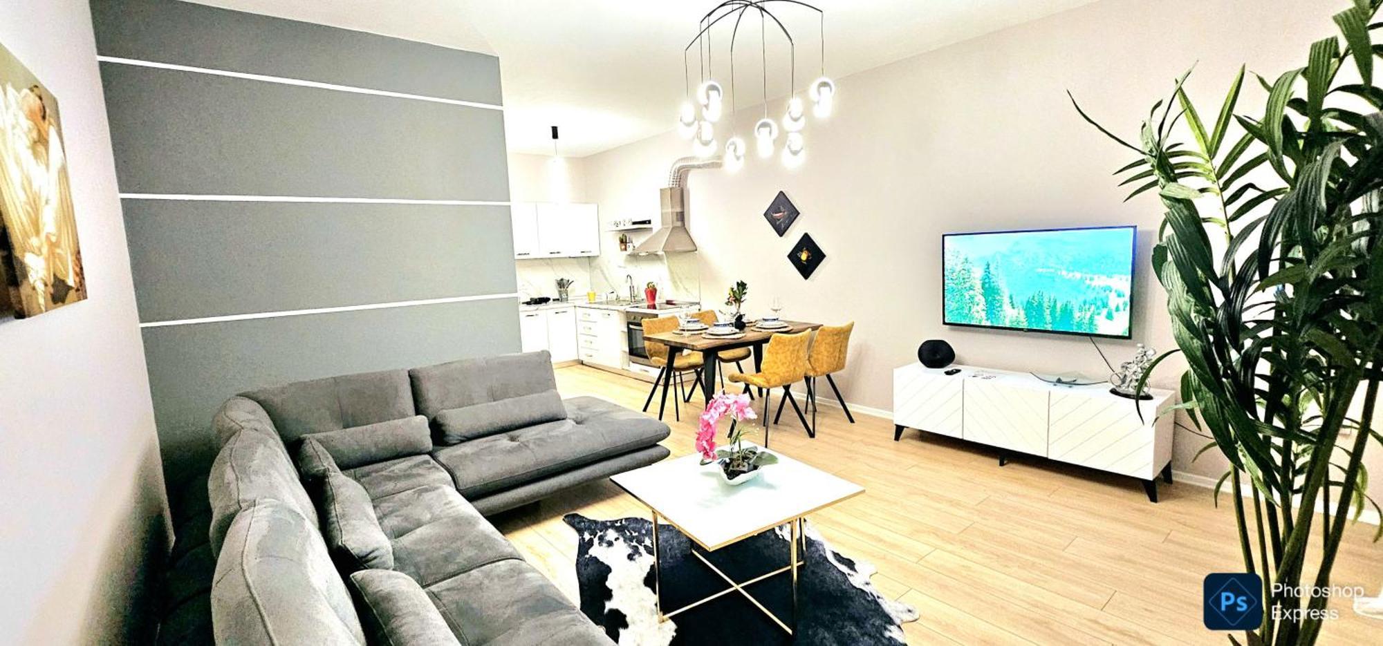 Center Apartment Easy_Luxury Tiranë Ngoại thất bức ảnh